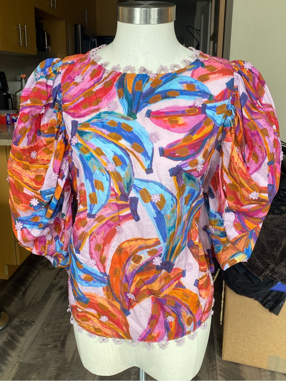 Women's Cotton Abstract Banana Print Puff-Sleeve Blouse